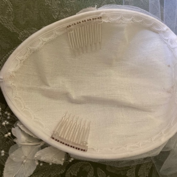 1980's Capette Bridal Hat - Picture 3 of 9